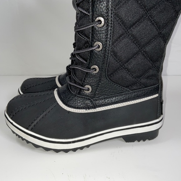 NWOB Women’s Global Win Lace Up Black Winter Snow Boots Size 5.5 - Picture 3 of 10